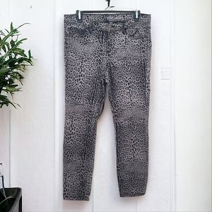 New York & Company Soho Women's Gray Leopard Print Skinny Ankle Jeans Size 10